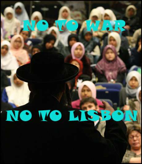 Christian, Muslim and Jew - Dublin, 2005. pic  Michael Gallagher - poster free to use. Please credit the pic (where possible) to photographer if used.