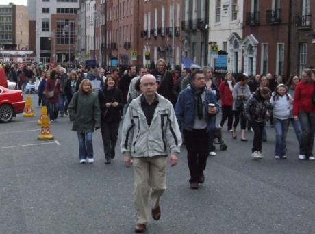 People still arriving before the march