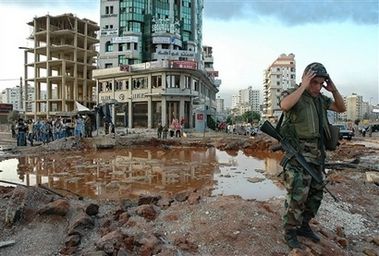 capt.5dfe8029cfd246d6a3649d34f76b0f9b.mideast_lebanon_israel_bei121.jpg