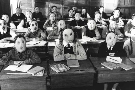 schools_in_the_mask_age.jpg