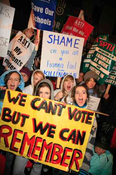 education_cuts_protest_dublin24.jpg
