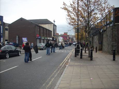 protesters were in the main mobilised by "dissident" groups as well as the Republican Socialist Movement. But there were also non-armed struggle groups, such as the SWP