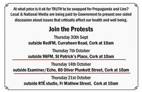 protests_outside_lying_media_offices.jpg